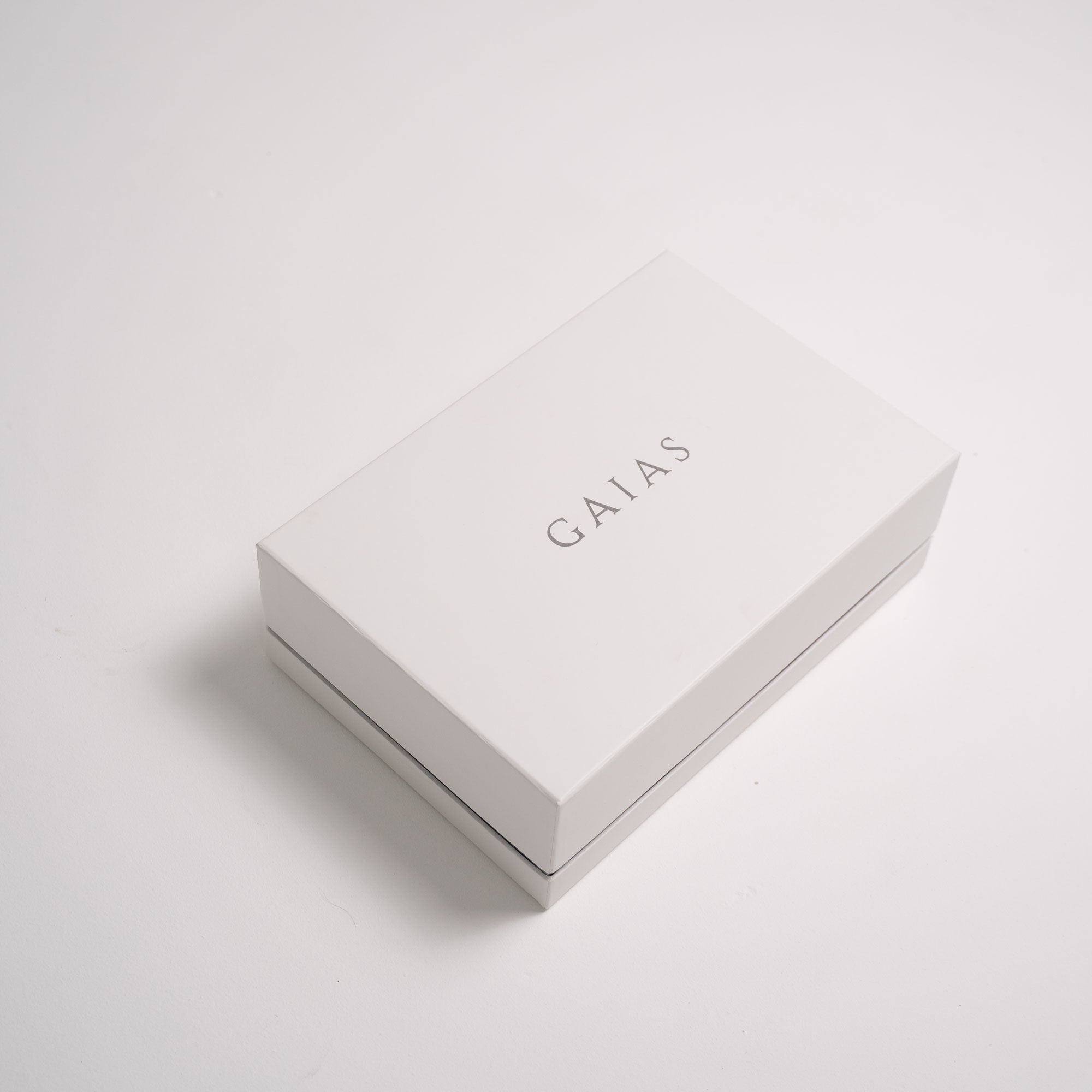 The White Gift Box