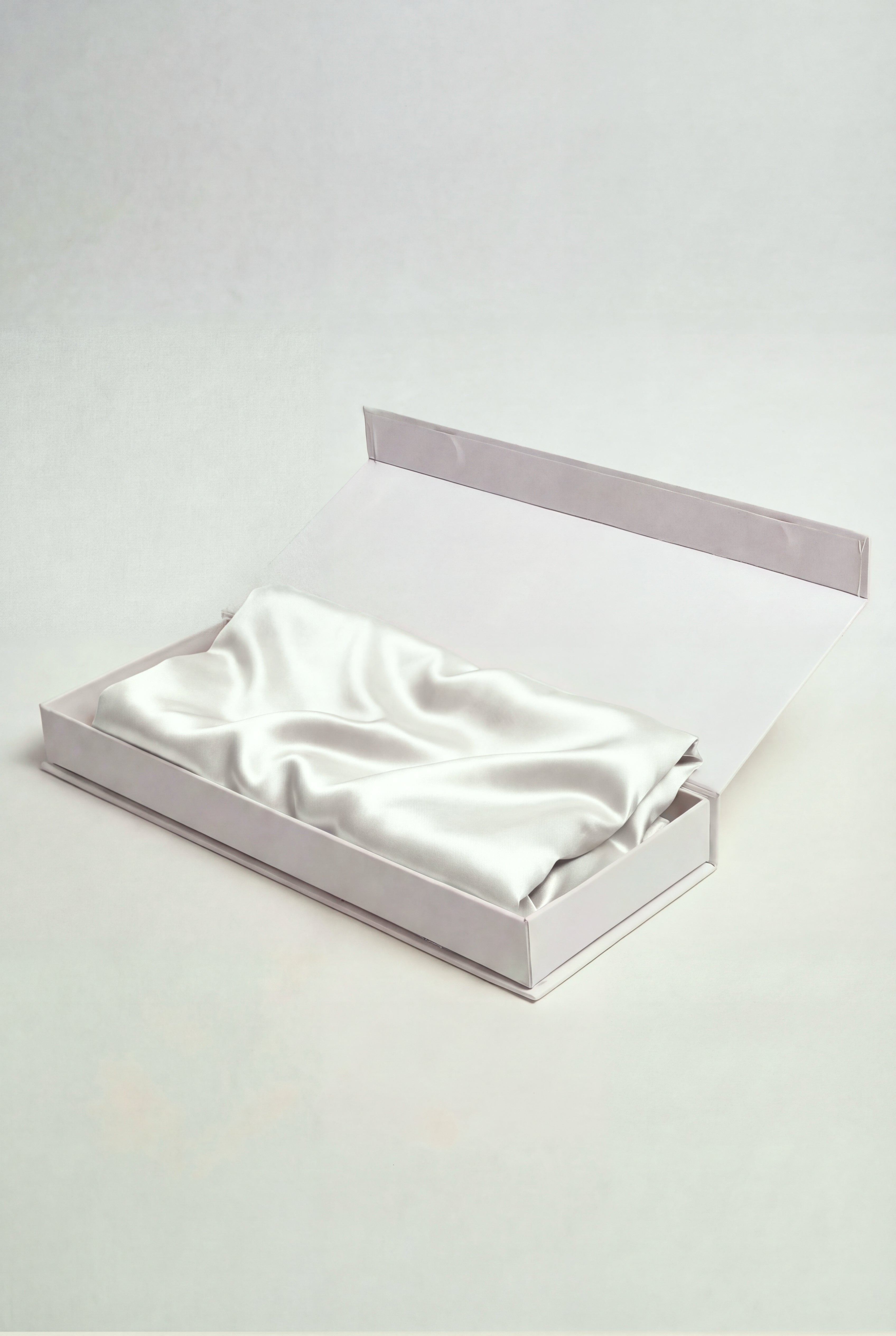 #color_pearl white
