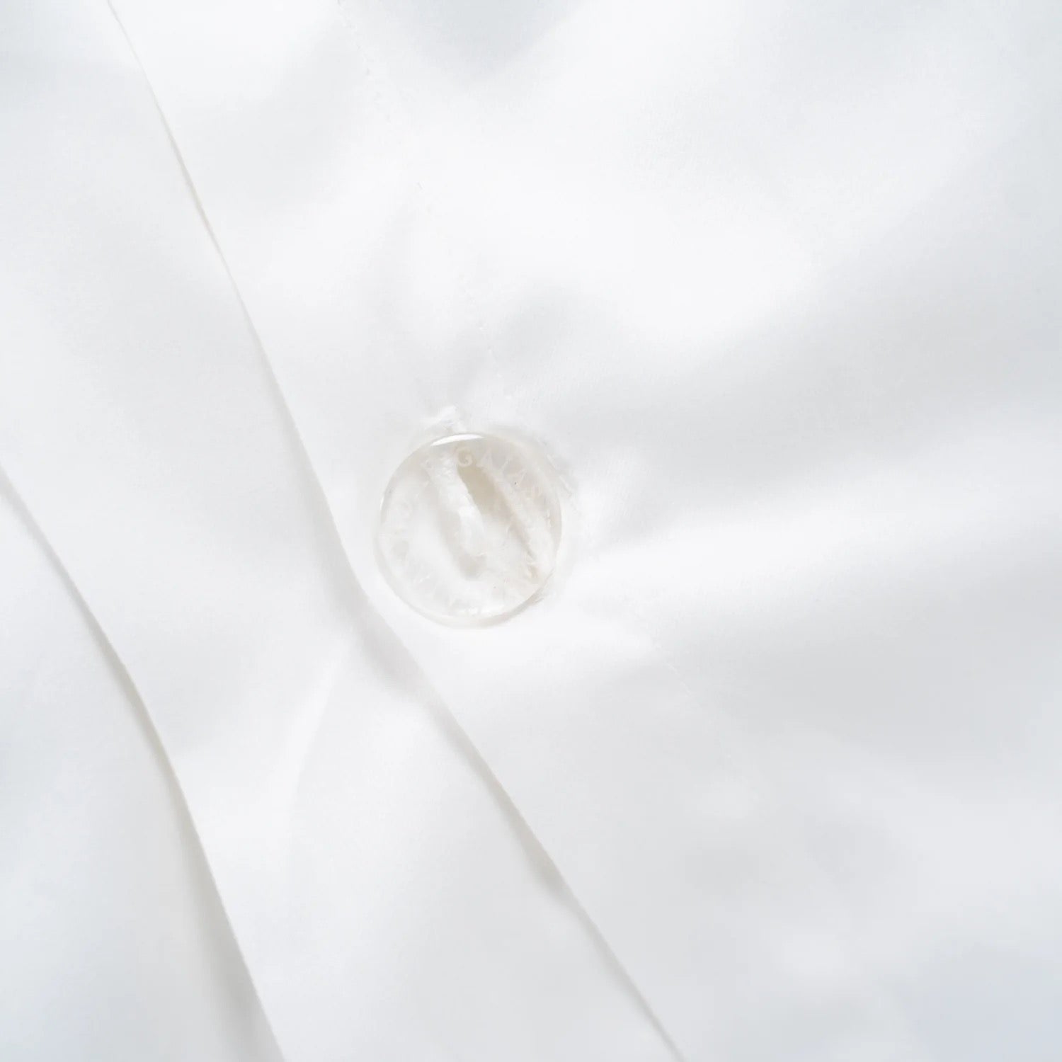 #Color_White