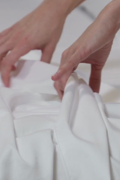 #color_off white
